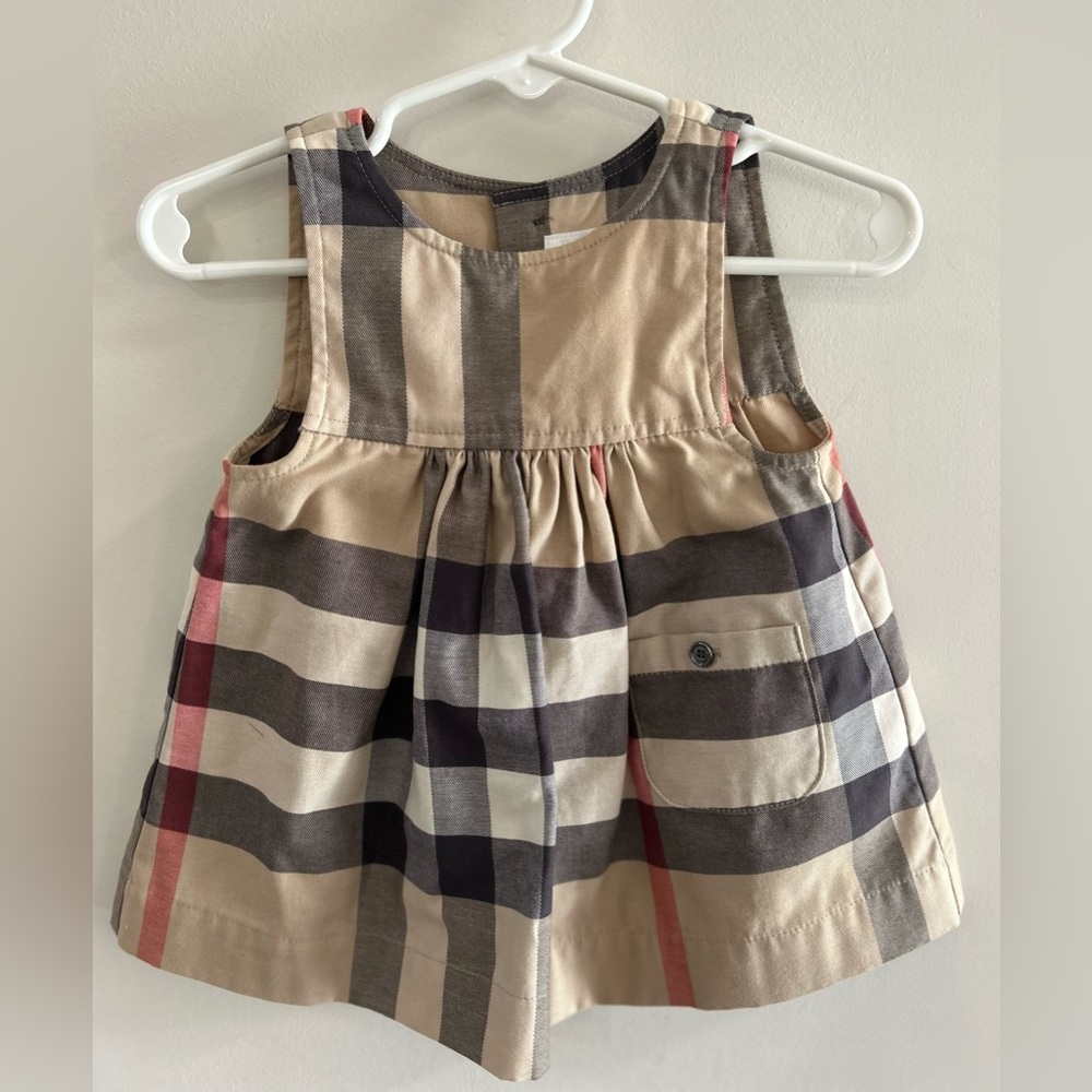 💥FINAL SALE💥 Authentic Burberry Beige Novacheck Sleeveless Dress